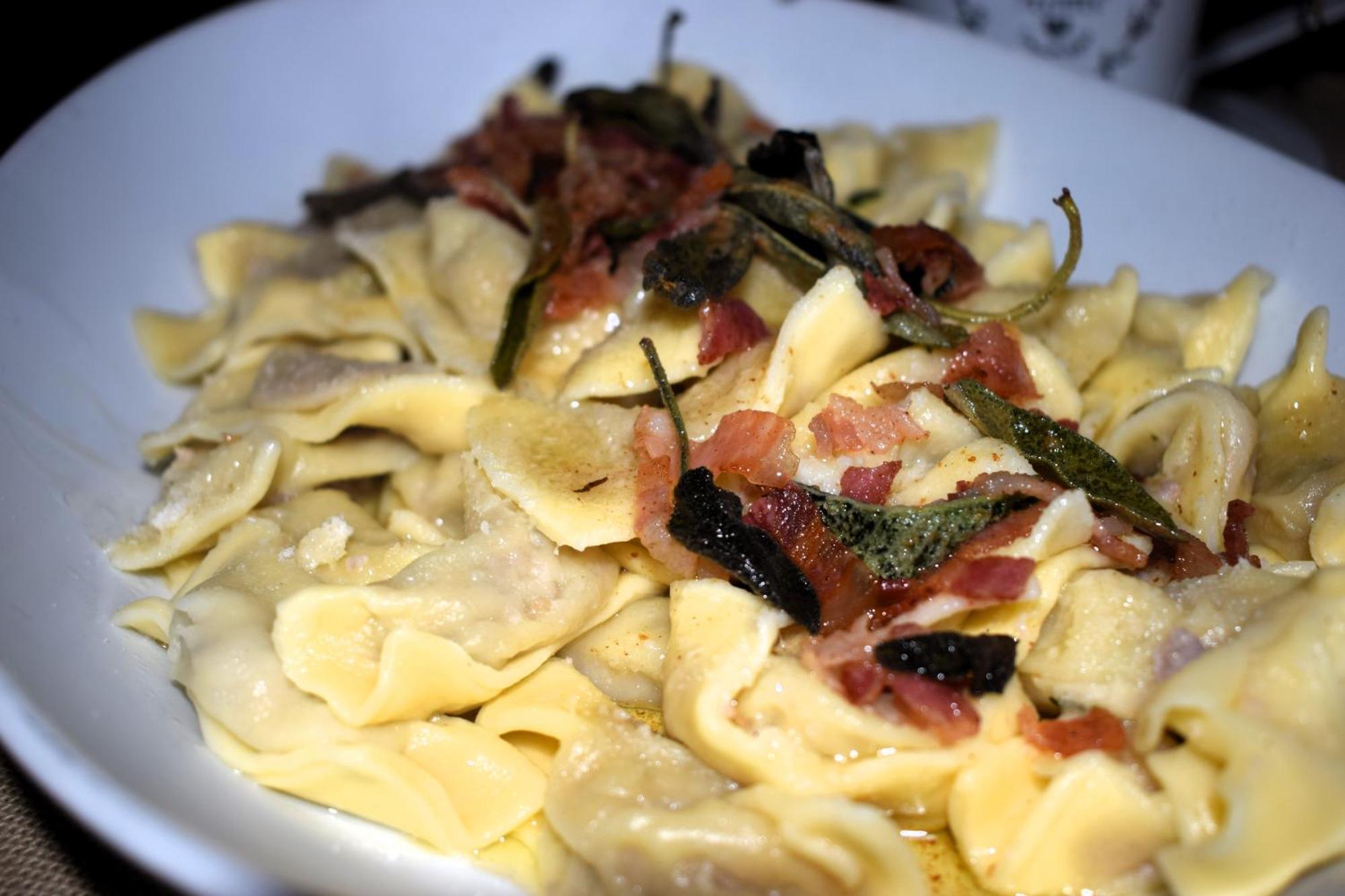 Albergo Canella 퓌피아노발레이마냐 외부 사진