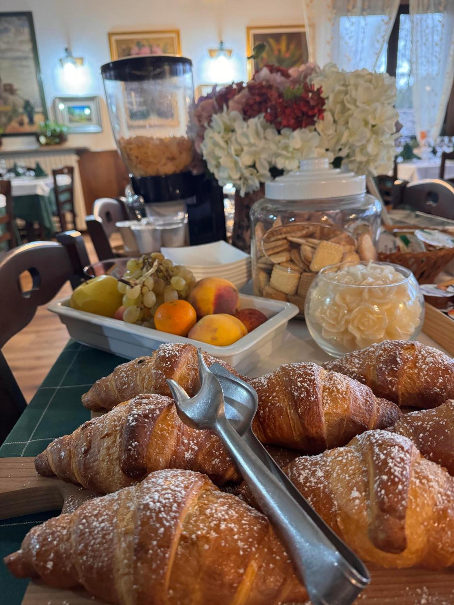 Albergo Canella 퓌피아노발레이마냐 외부 사진